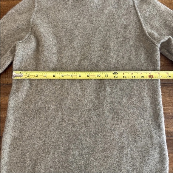 Uniqlo Women's Short Dress Small Tan 100% Wool Jumper Dress - Picture 8 of 12